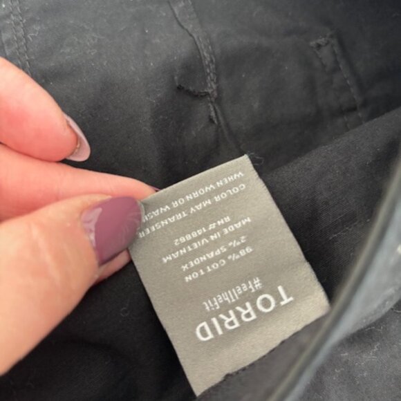 Torrid Flare Lightweight Twill Cargo High Rise Pant- size 22R - Picture 7 of 7